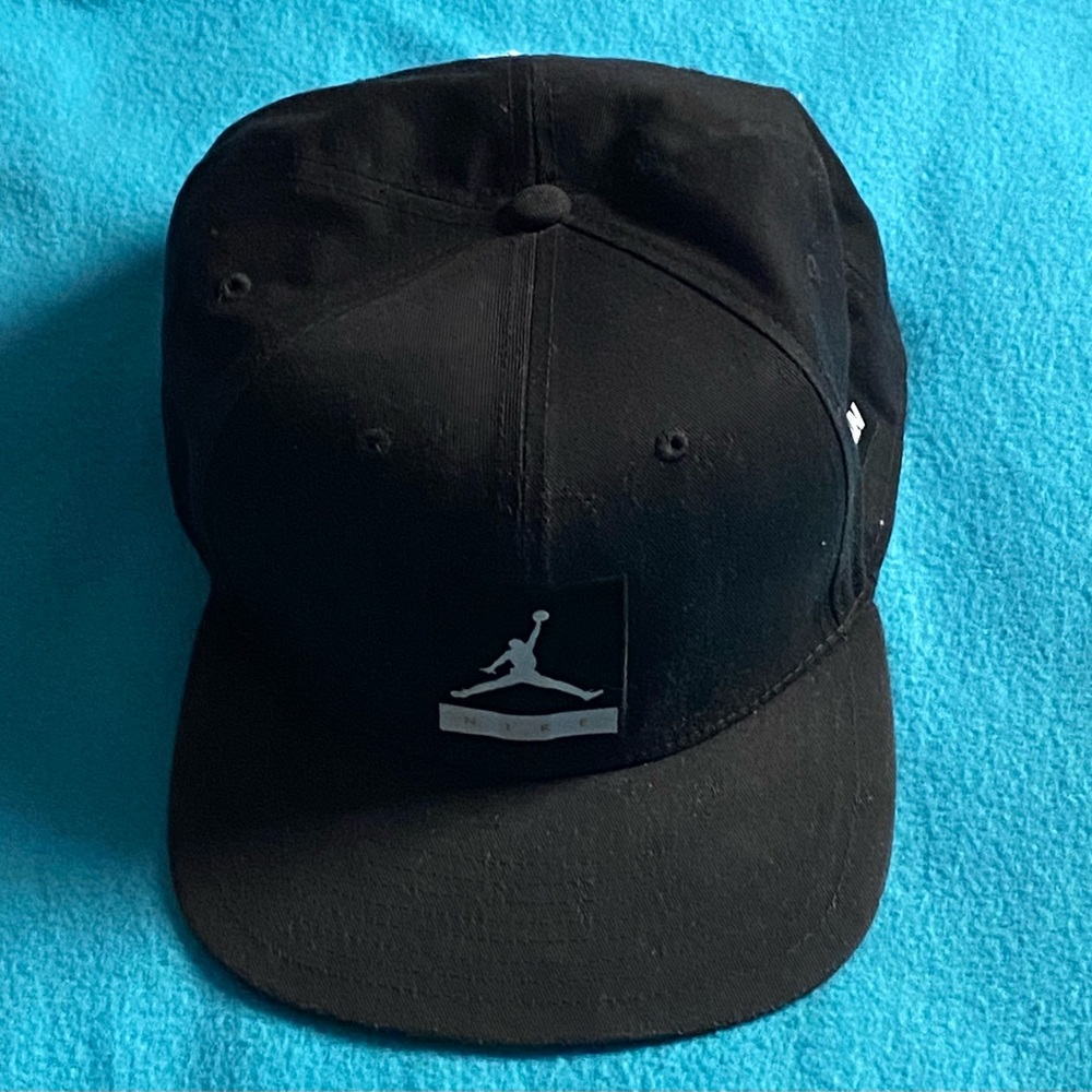 Jordan Black Snapback Hat
